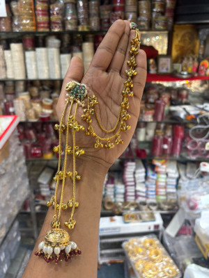 Earings