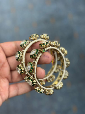 Mosonaite Bangle Pacheli (Openable)