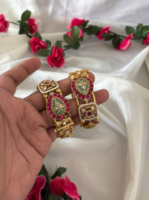 Heritage Ruby Kundan Kada (2 Pc)